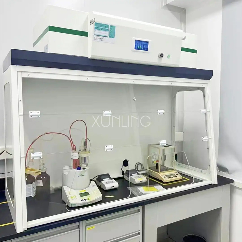 Lab Fume Cupboard 110V/220V, 50/60Hz 